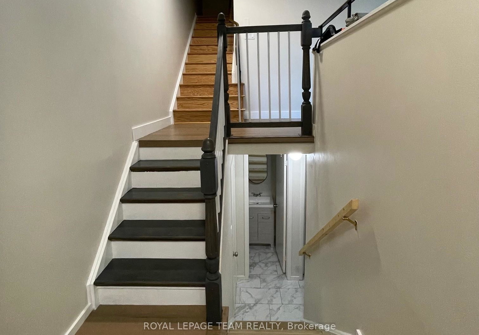 41-forester-crescent-ottawa-ontario-x12284978