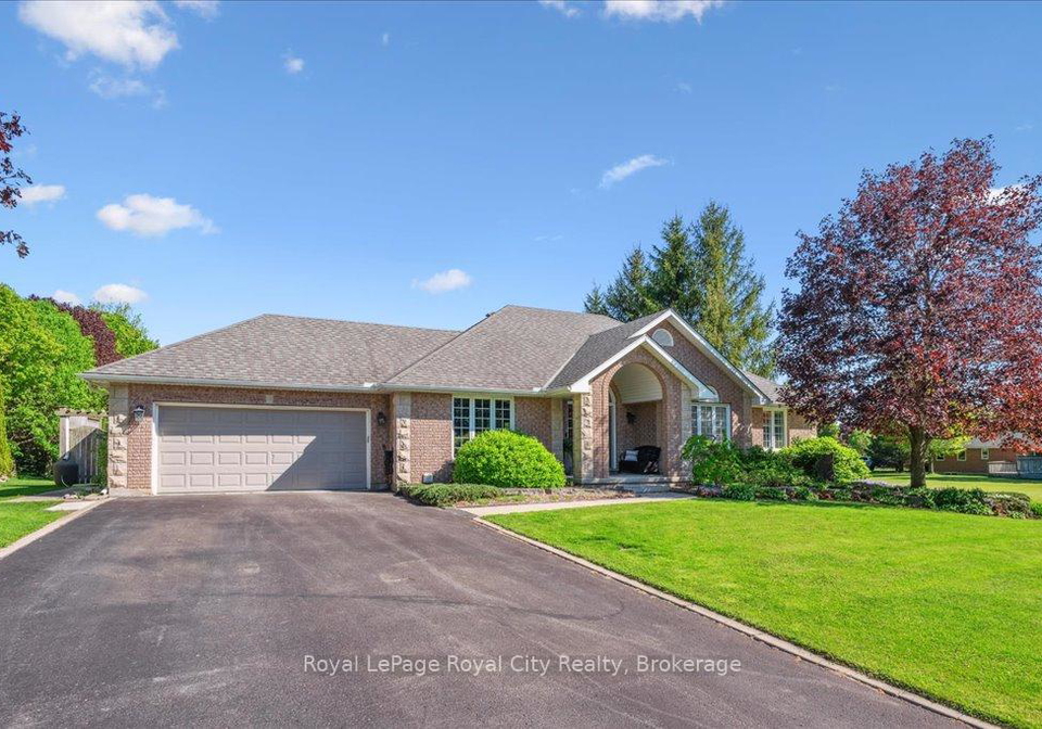790-dianne-crescent-centre-wellington-ontario-x12285156