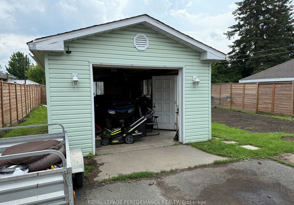 423-champlain-street-hawkesbury-ontario-x12285188
