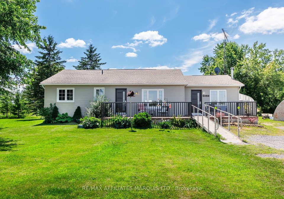 5058-johnson-road-south-glengarry-ontario-x12285353