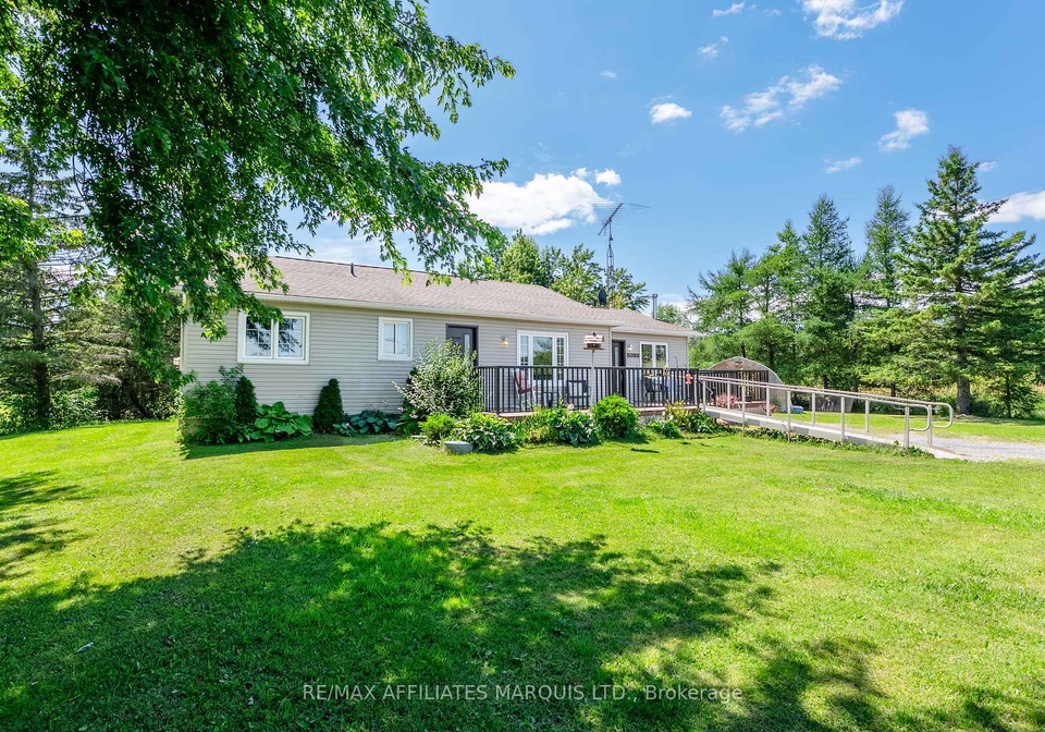 5058-johnson-road-south-glengarry-ontario-x12285353