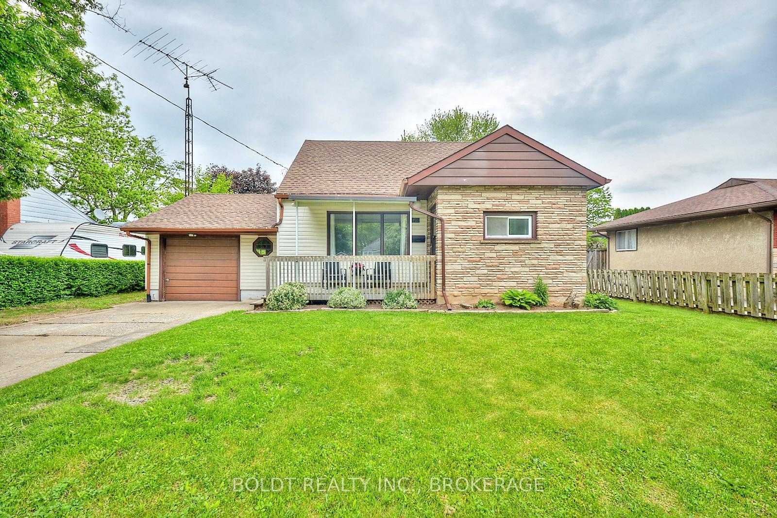 130-gadsby-avenue-welland-ontario-x12285381