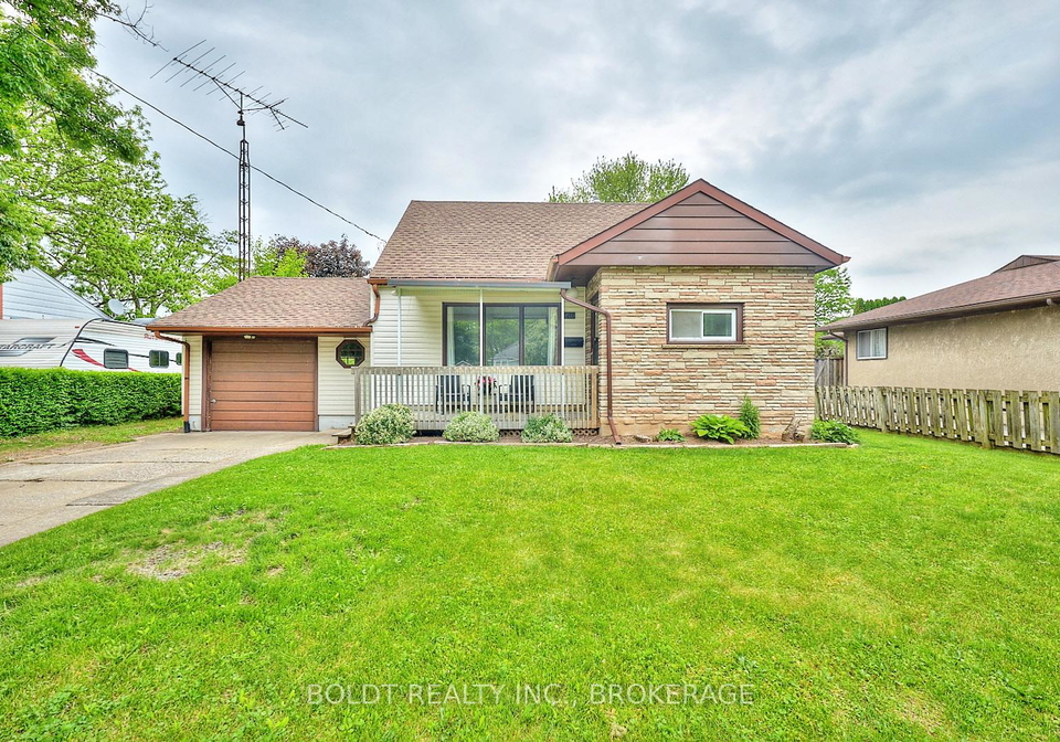 130-gadsby-avenue-welland-ontario-x12285381