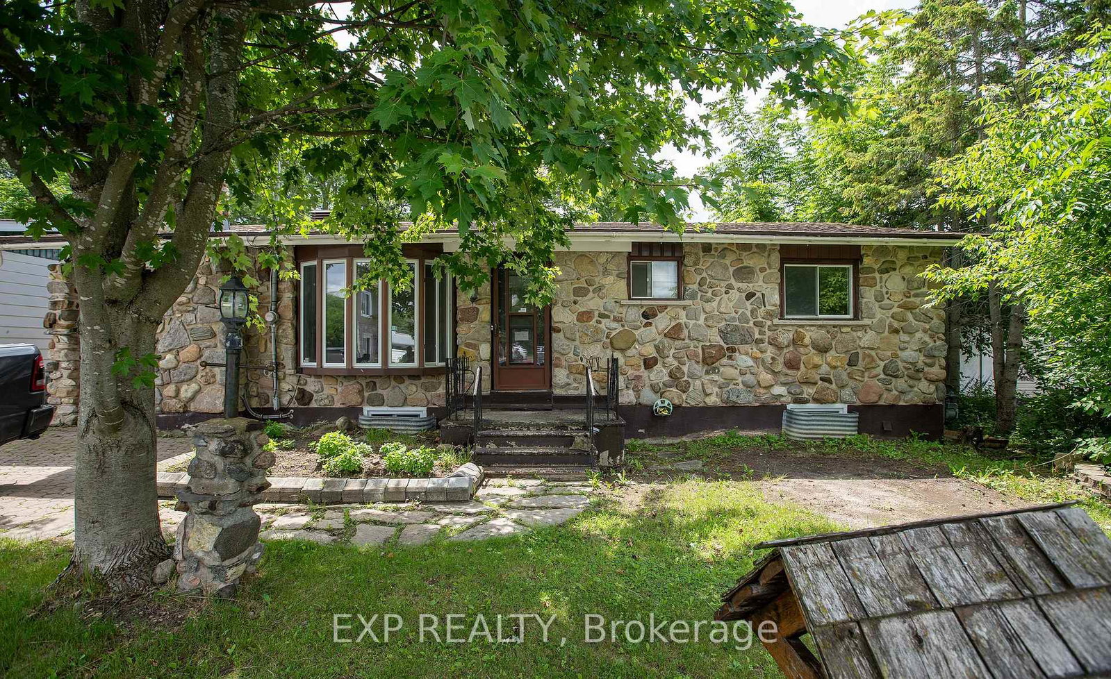 84-kenyon-street-e-e-north-glengarry-ontario-x12285463