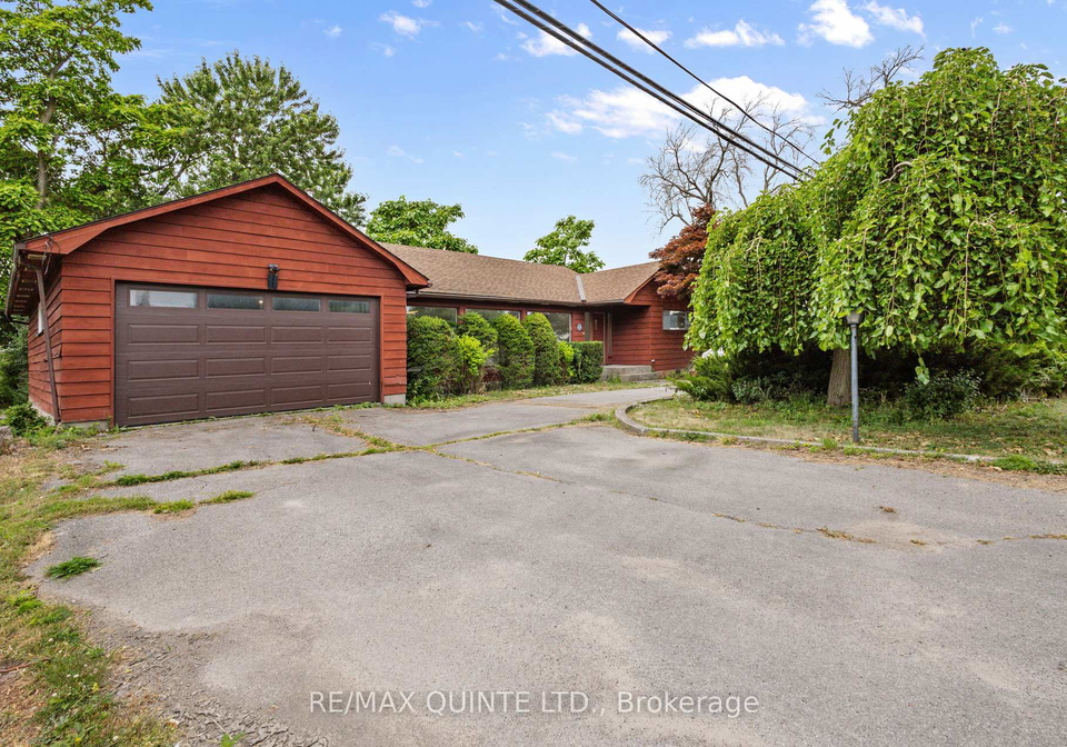 787-county-road-28-na-prince-edward-county-ontario-x12285491