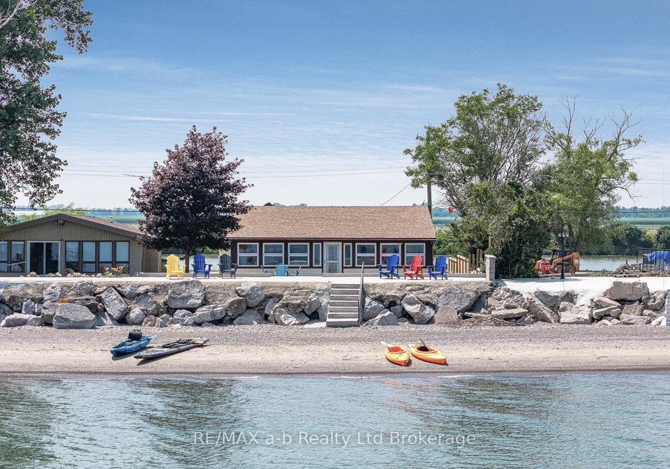 51-marentette-beach-road-leamington-ontario-x12285589