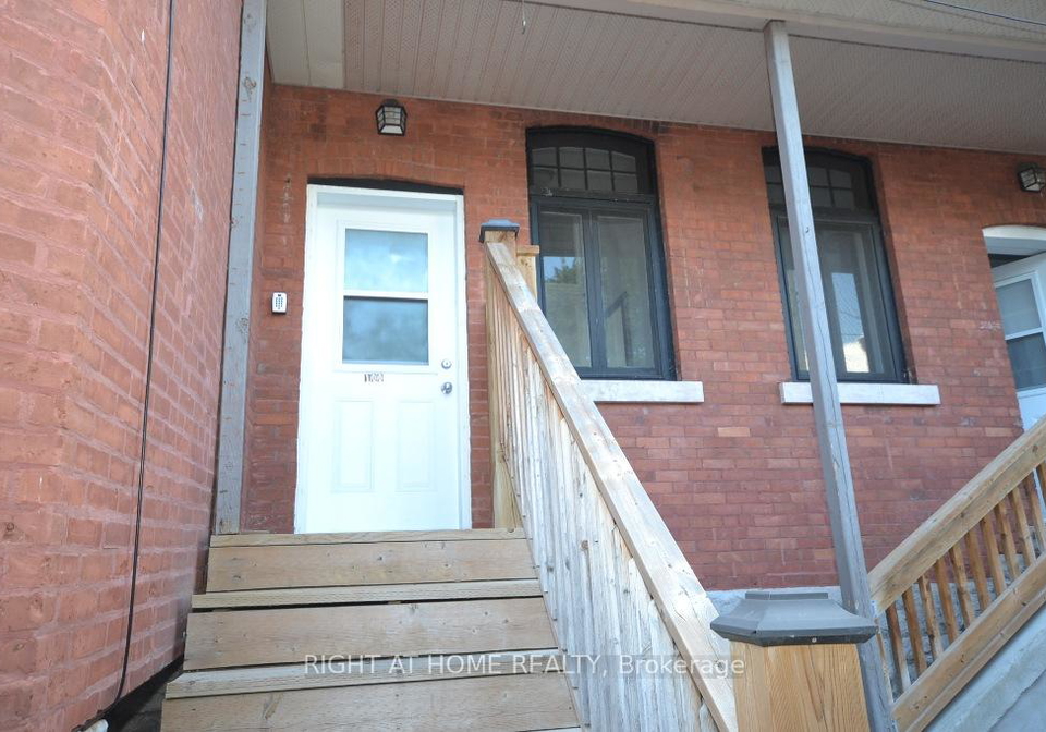 17-marlborough-avenue-e-e-ottawa-ontario-x12285651