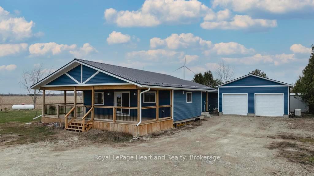 84610-bluewater-highway-na-ashfield-colborne-wawanosh-ontario-x12285725