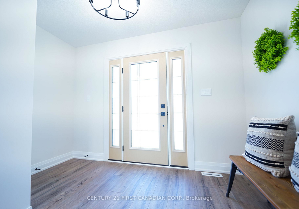 666-ketter-way-plympton-wyoming-ontario-x12285784