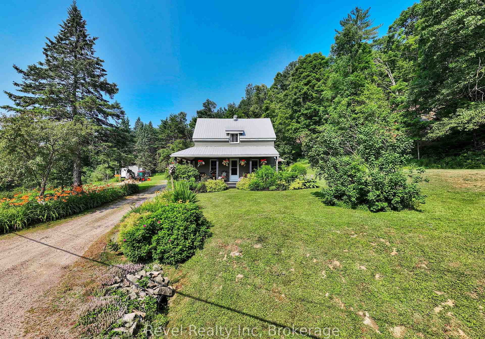 1070-old-victoria-road-bracebridge-ontario-x12285877