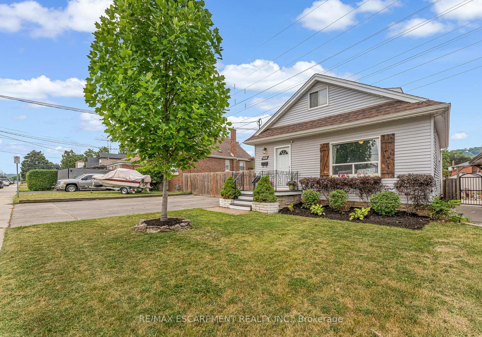 588-cochrane-road-hamilton-ontario-x12286471