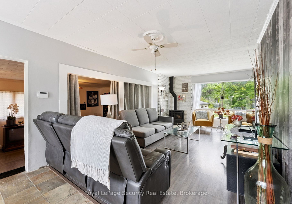 18-ashley-street-belleville-ontario-x12286476