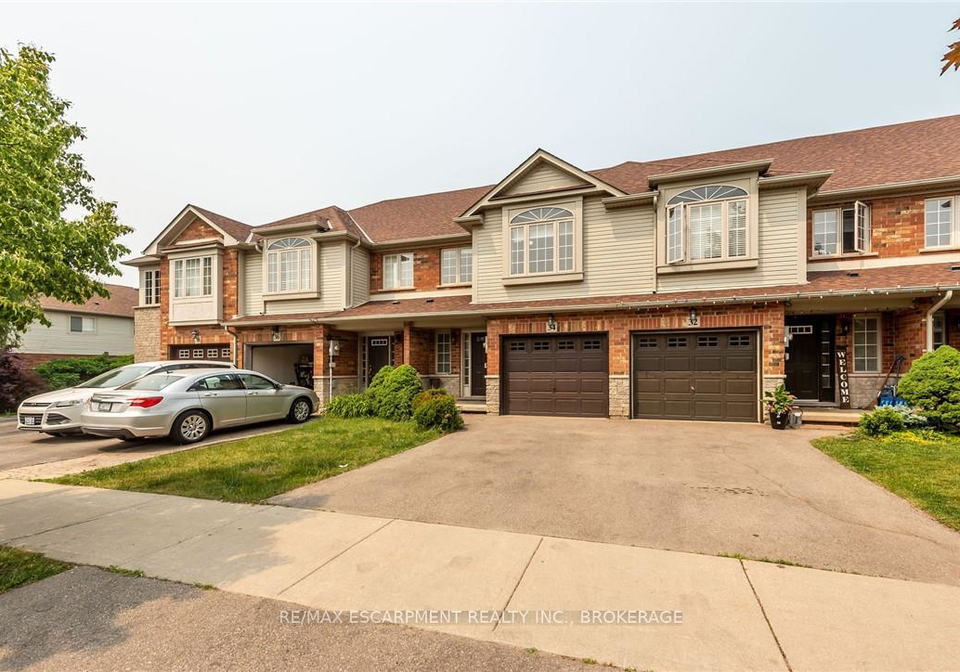 34-elderberry-avenue-grimsby-ontario-x12286544