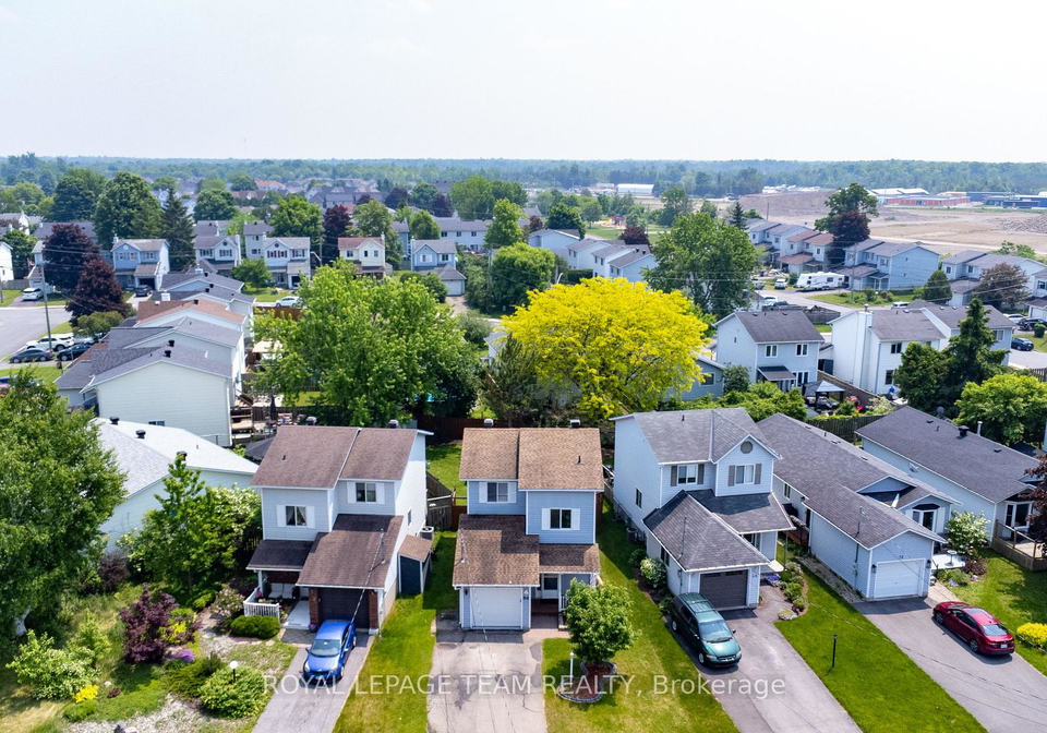 64-lemaistre-street-carleton-place-ontario-x12286559