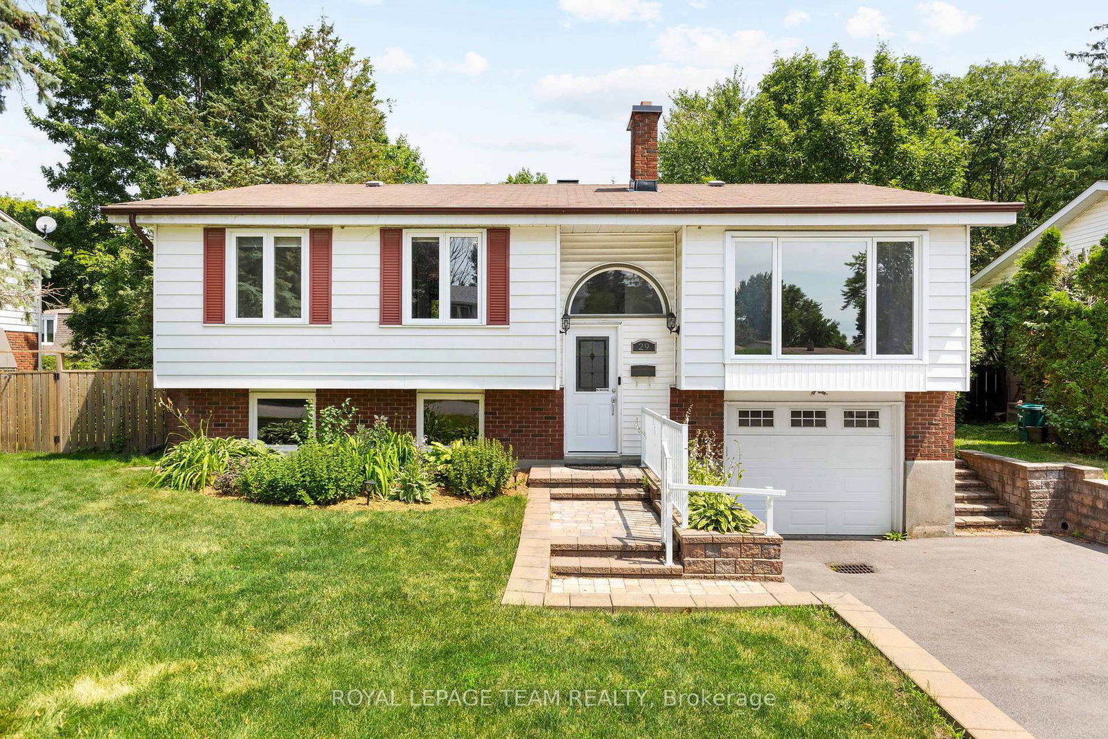 29-ashgrove-crescent-ottawa-ontario-x12286569