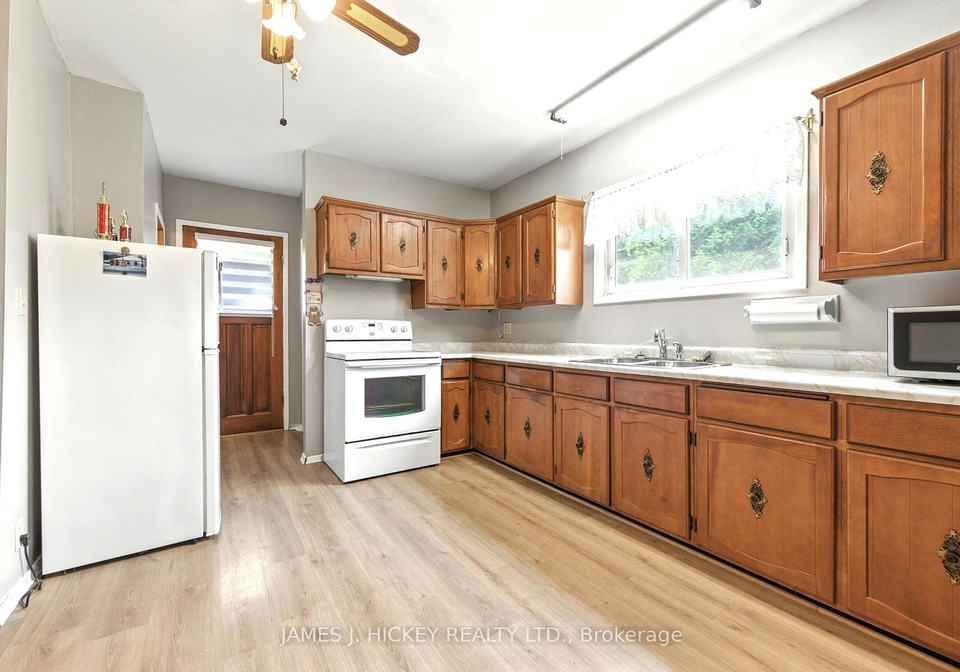 69-main-street-laurentian-hills-ontario-x12286945