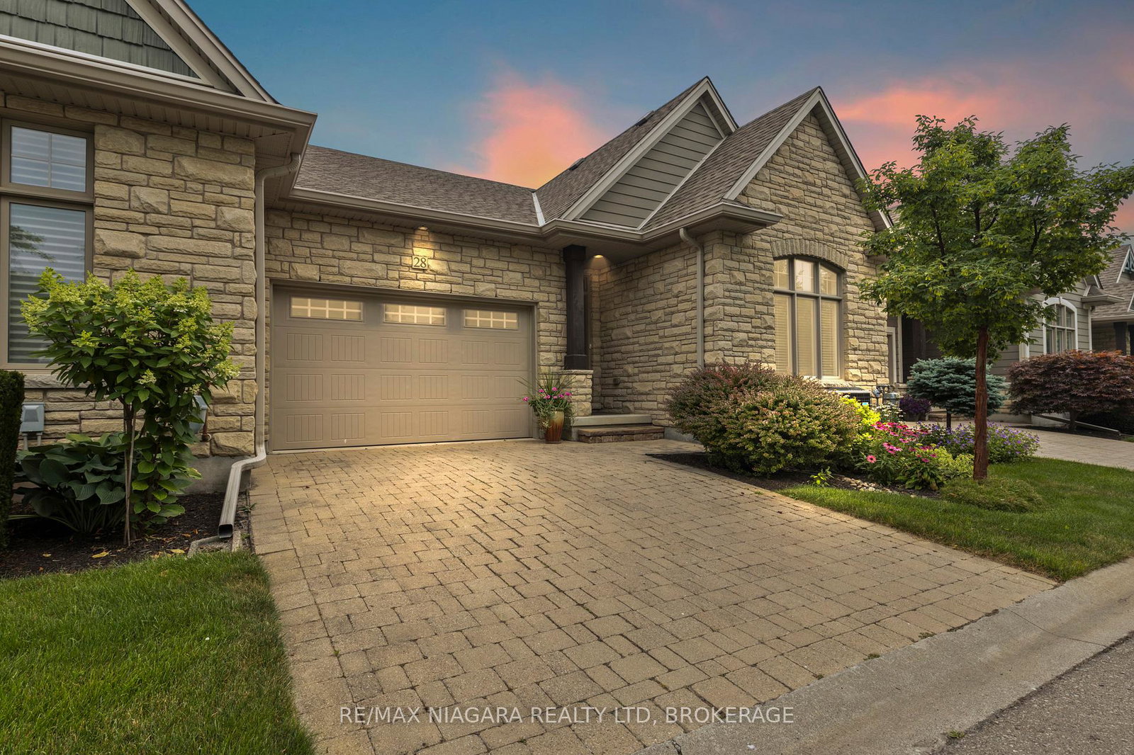 28-hillside-drive-niagara-on-the-lake-ontario-x12287141