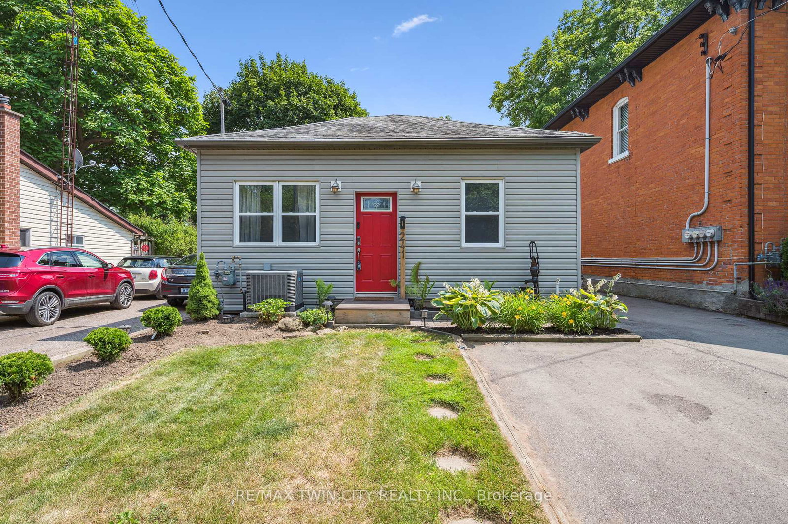 241-8-highway-hamilton-ontario-x12287266