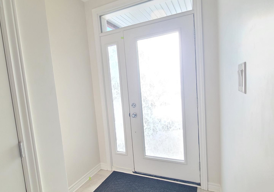 207-finsbury-avenue-ottawa-ontario-x12287292