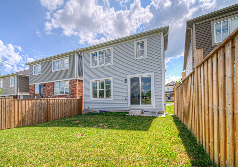 68-ridge-road-cambridge-ontario-x12287487