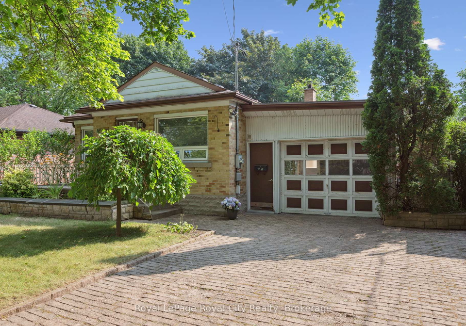 18-skov-crescent-guelph-ontario-x12287493