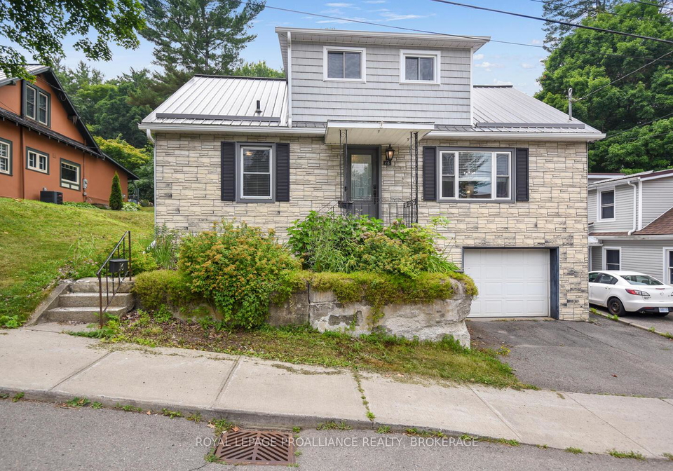 16-mccready-street-brockville-ontario-x12287539