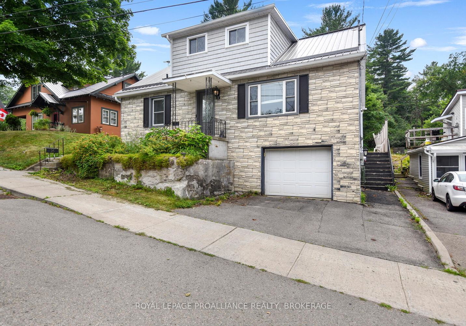 16-mccready-street-brockville-ontario-x12287539