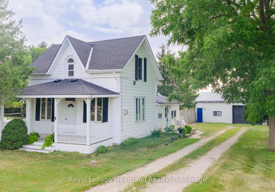 80564-baseline-road-central-huron-ontario-x12288247