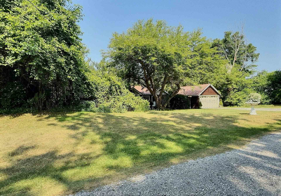 7624-riverside-drive-lambton-shores-ontario-x12288320