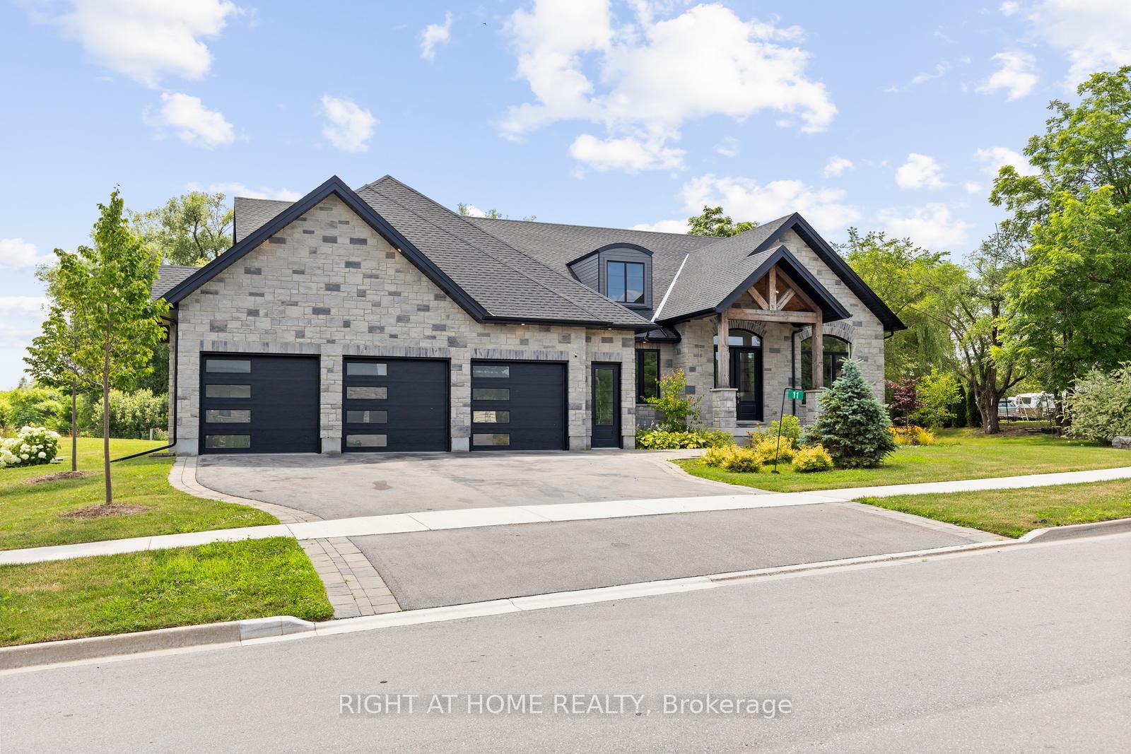 11-whitcombe-way-puslinch-ontario-x12288645