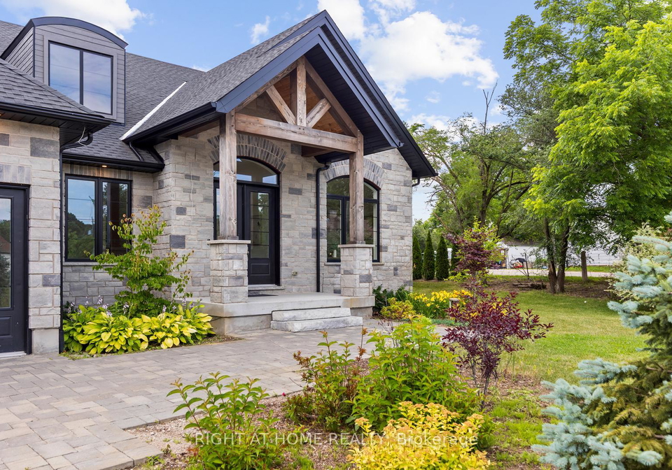 11-whitcombe-way-puslinch-ontario-x12288645