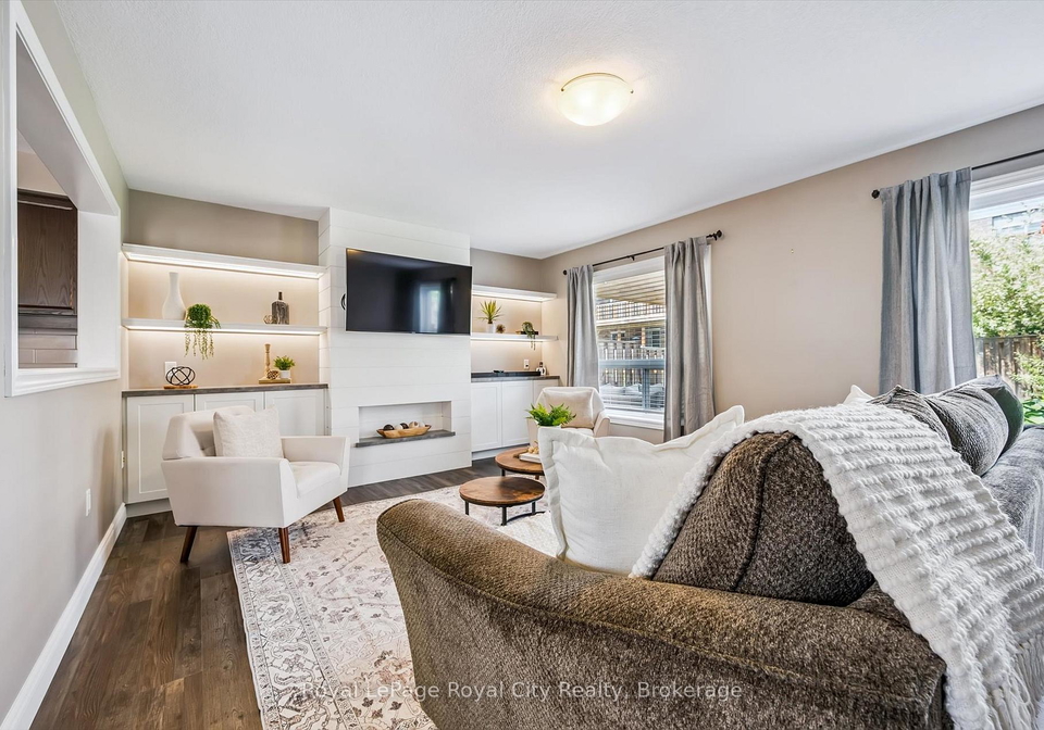 31-oakes-crescent-guelph-ontario-x12288656