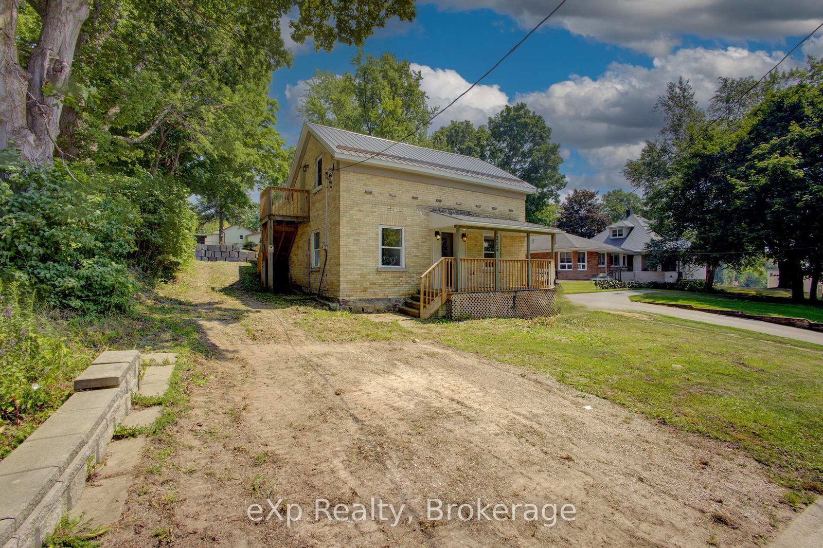 215-centre-street-north-huron-ontario-x12288668