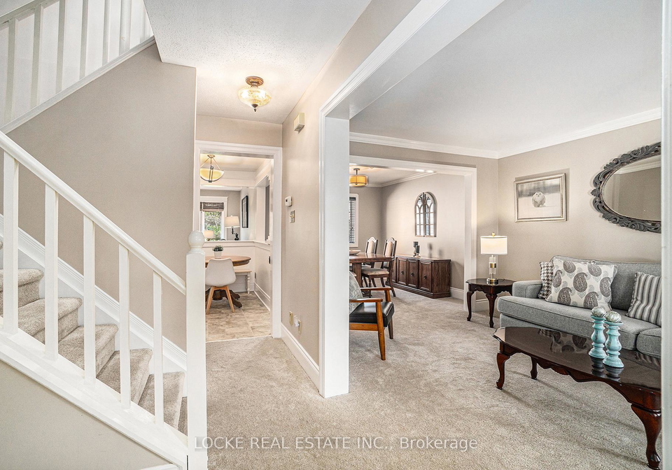 694-morewood-crescent-ottawa-ontario-x12288849