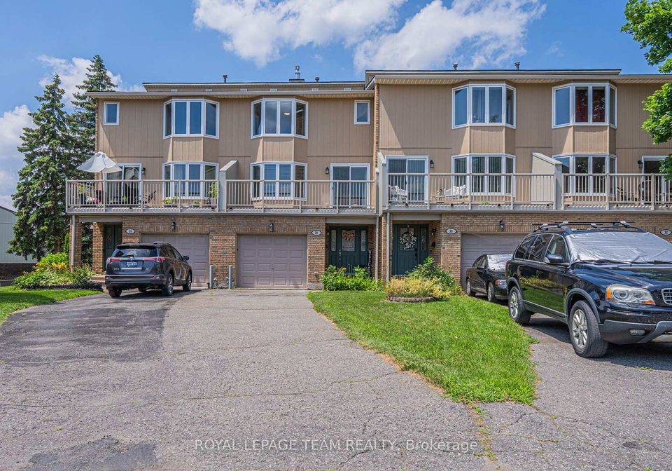 28-huntview-private-ottawa-ontario-x12288948