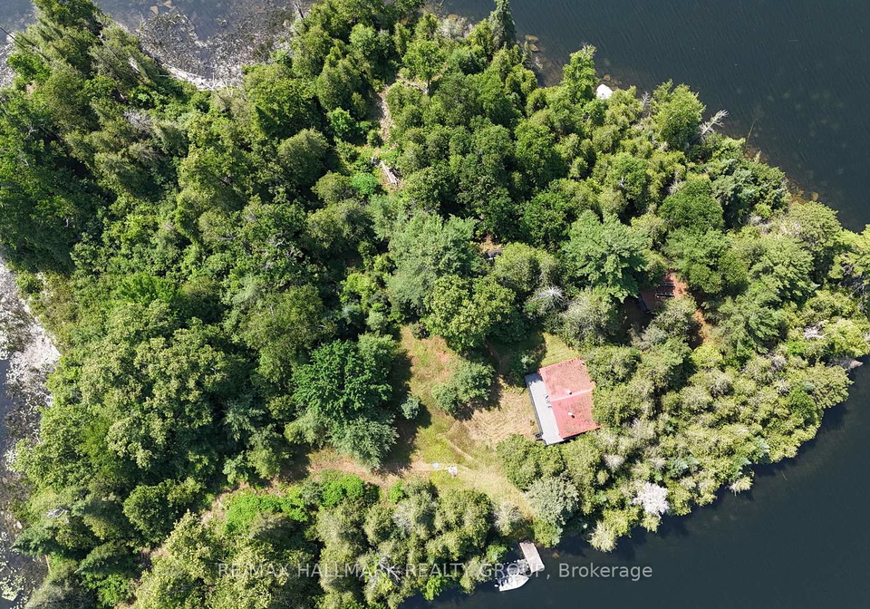 900-brendans-island-lanark-highlands-ontario-x12289186