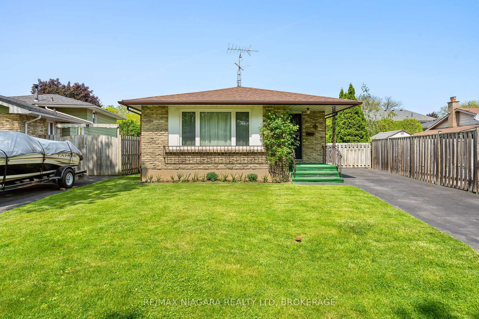 6-vanier-court-st-catharines-ontario-x12289253