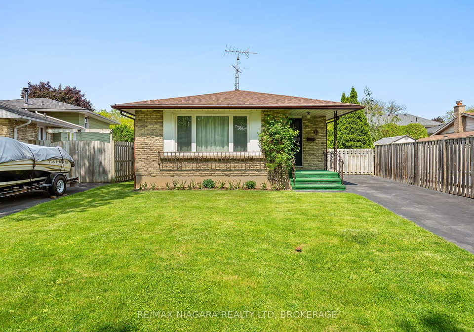 6-vanier-court-st-catharines-ontario-x12289253