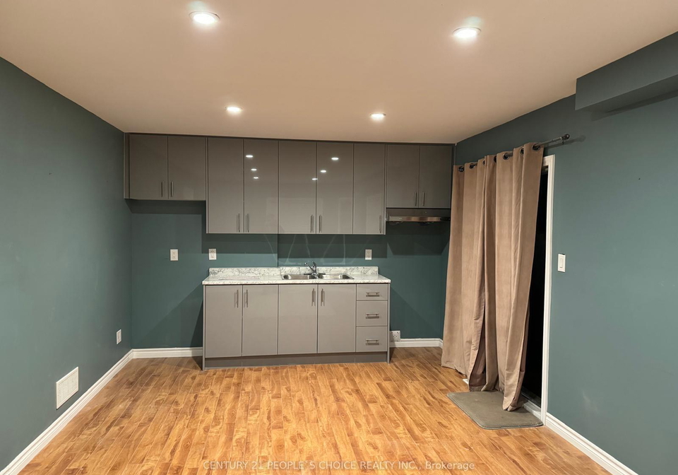 40-sorrento-street-kitchener-ontario-x12289393