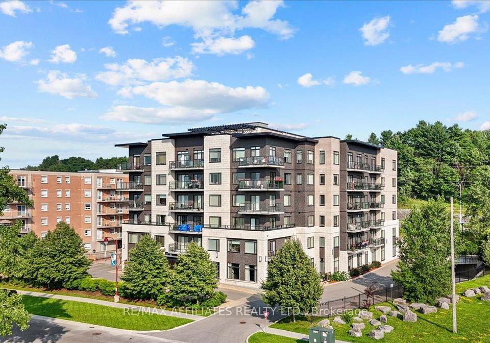 310-centrum-boulevard-ottawa-ontario-x12289448