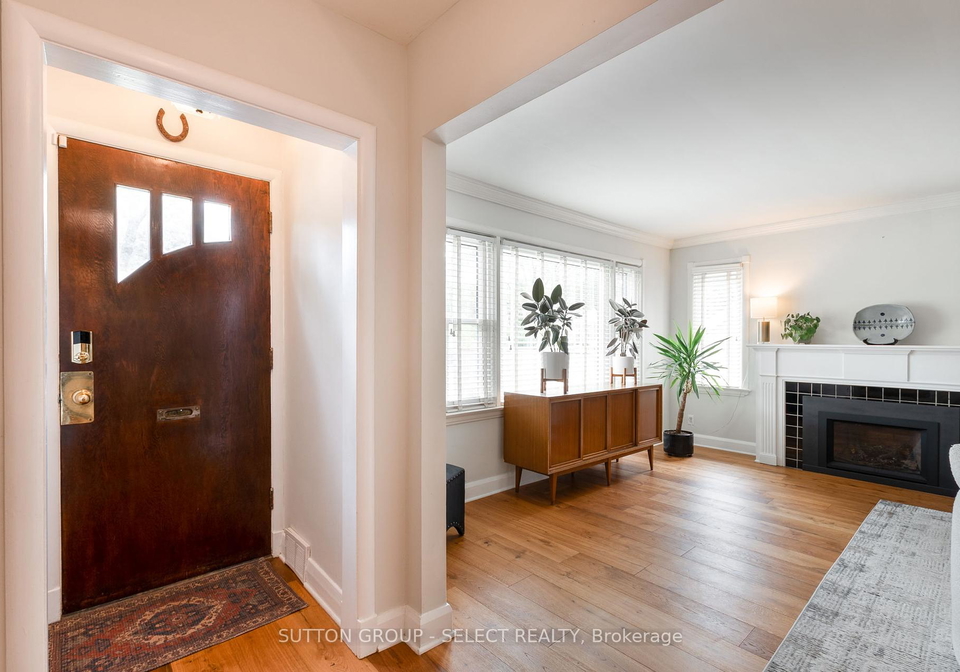 1049-fraser-avenue-london-east-ontario-x12289475