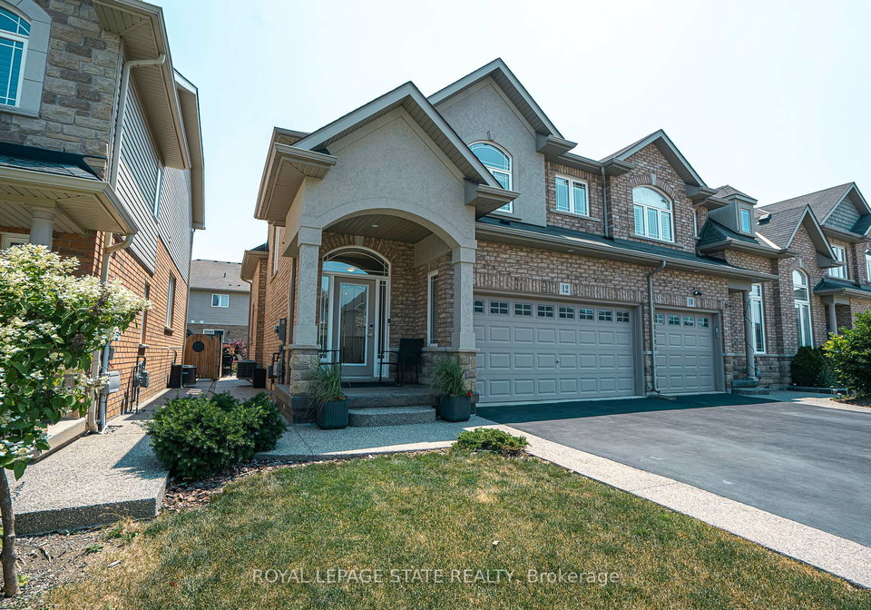 12-charleswood-crescent-hamilton-ontario-x12289712