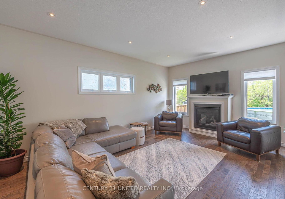 451-raymond-street-peterborough-north-ontario-x12289786