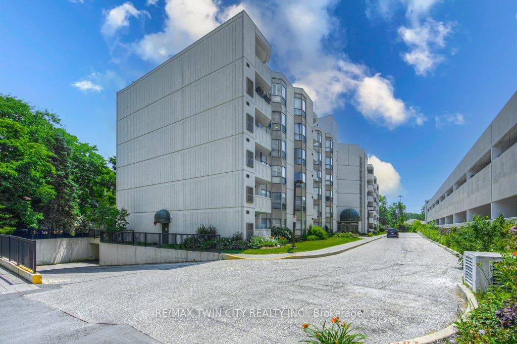 3267-king-street-e-e-kitchener-ontario-x12289866