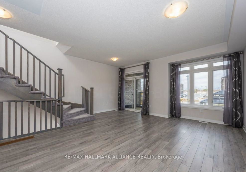 585-colborne-street-e-e-brantford-ontario-x12290136