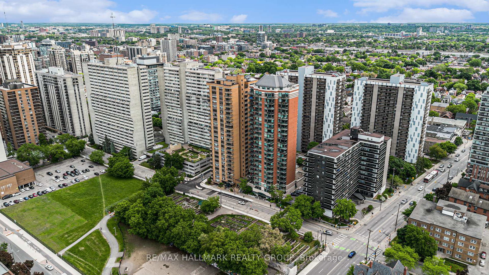 556-laurier-avenue-w-w-ottawa-ontario-x12290217