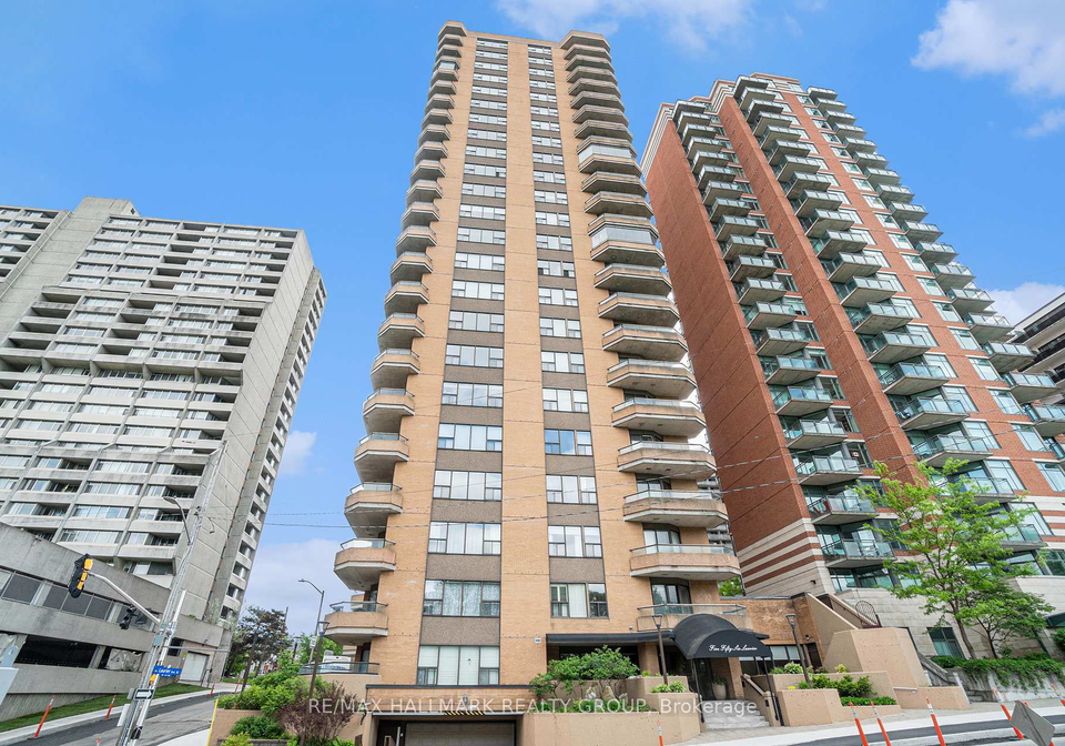556-laurier-avenue-w-w-ottawa-ontario-x12290217