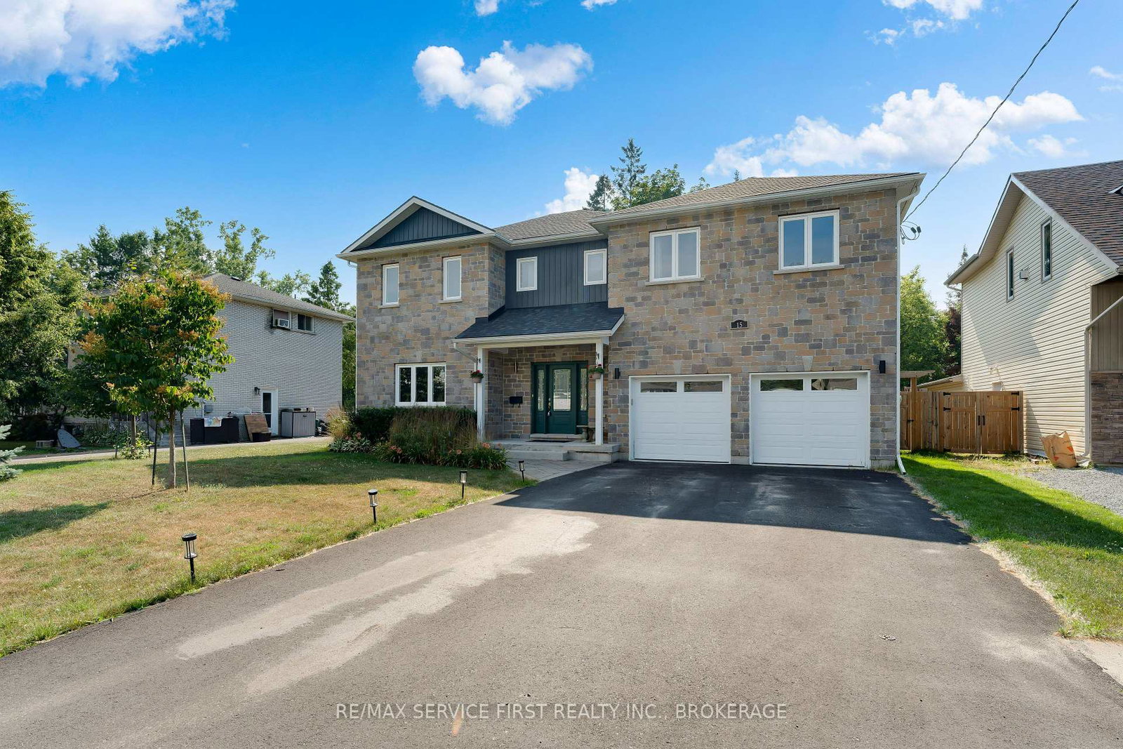 15-bishop-street-kingston-ontario-x12290275