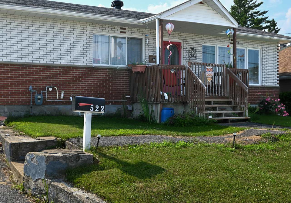522-champlain-street-hawkesbury-ontario-x12290313