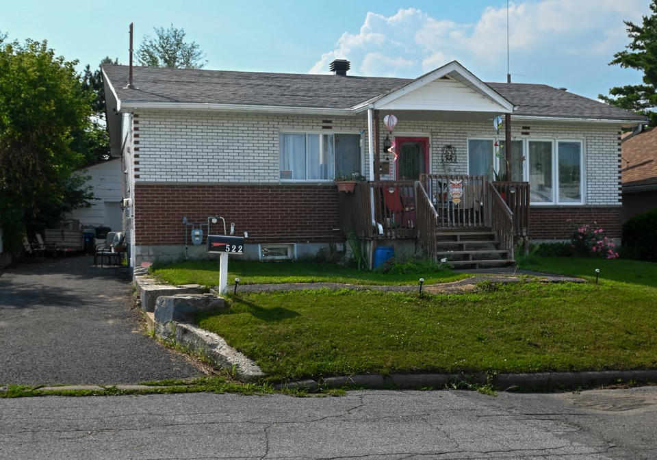 522-champlain-street-hawkesbury-ontario-x12290313